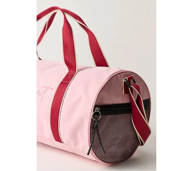 NWT Free People Good Sport Duffle Bag Petal Pink - Picture 2 of 6